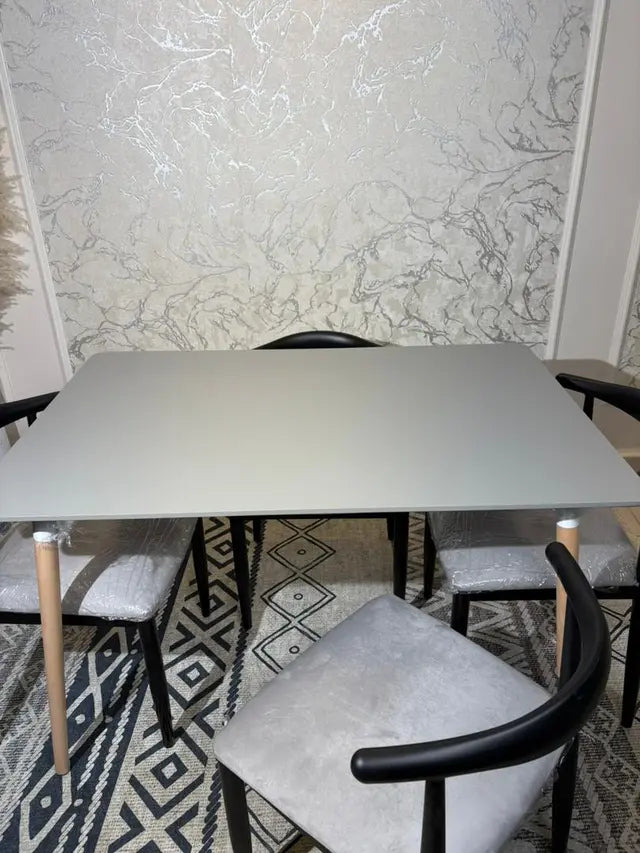 Table Elyne Rectangulaire 1.20 cm + 04 Chaises Shanguai