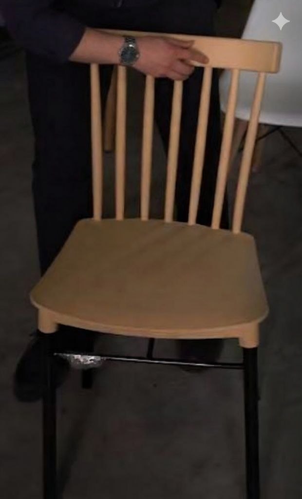 CHAISES
