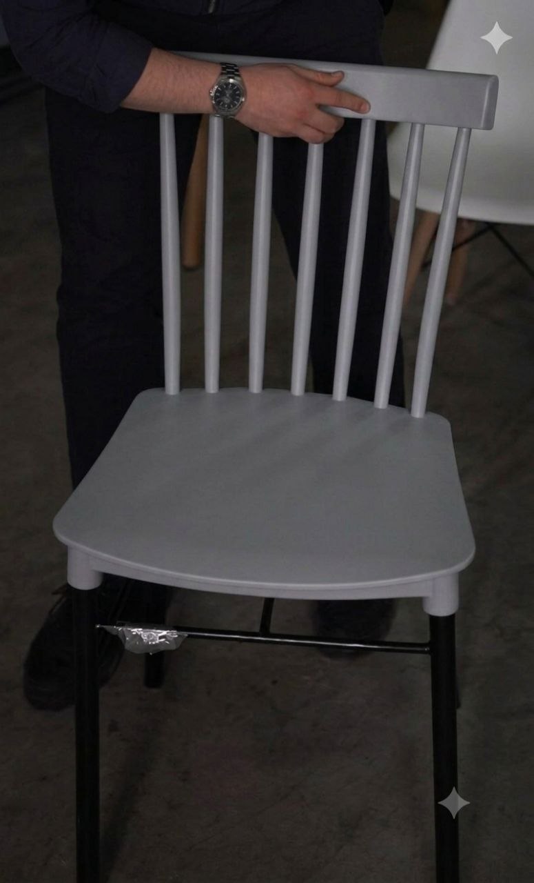 CHAISES