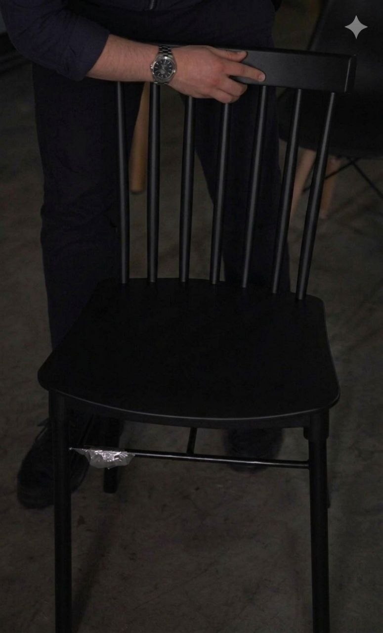 CHAISES